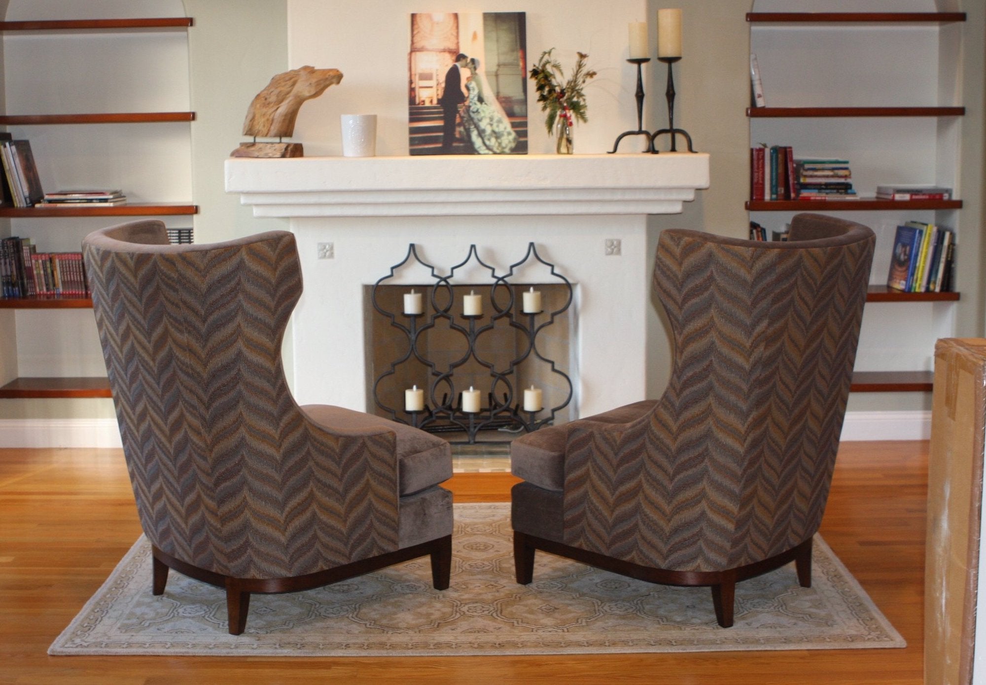 Accent Chairs