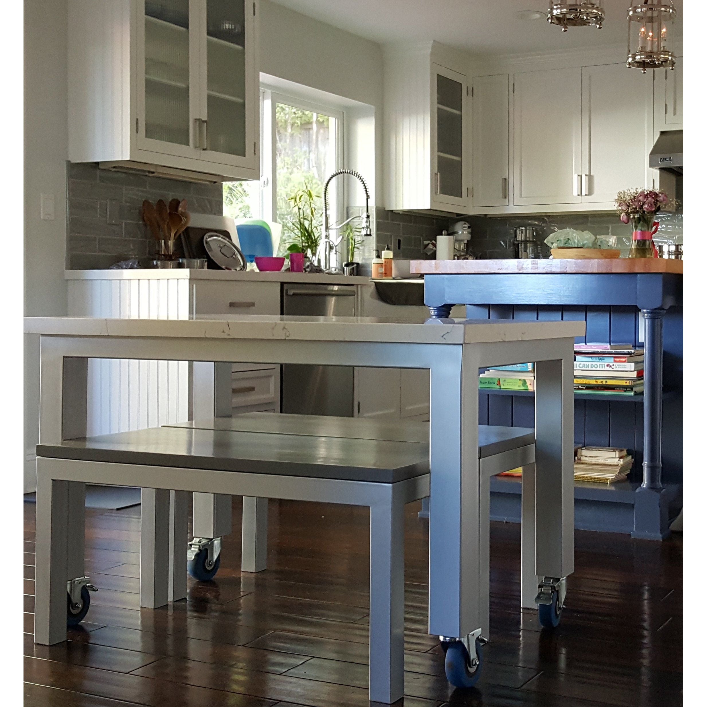 Rolling shop kitchen table